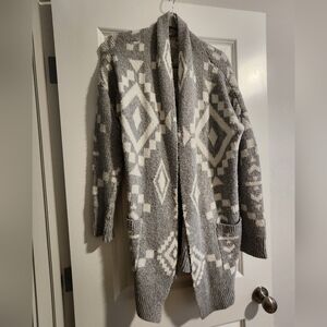 Cozy Gray and Cream Geometric Cardigan